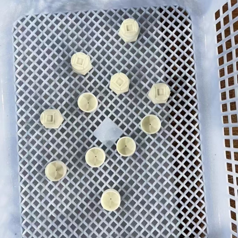 氧化铝陶瓷精密绝缘套管座定制加工